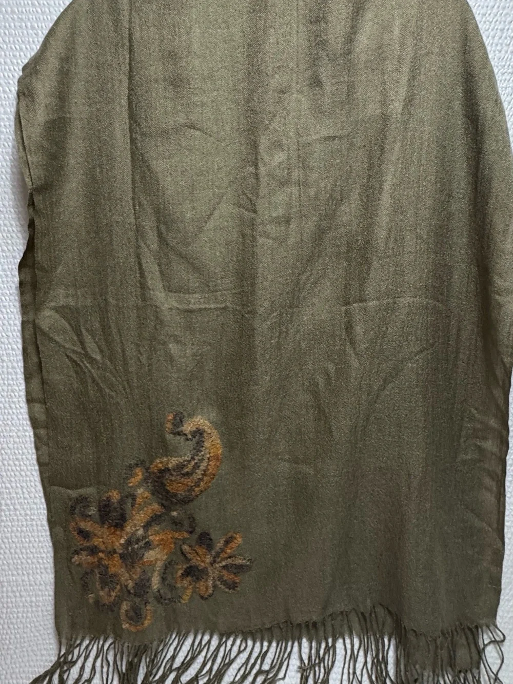 Vintage coldwater creek Olive Green Embroidered Fringe Scarf